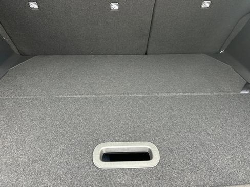 New 2026 Nissan Leaf Platinum+ w/ Cargo Package (Platinum+) image 18