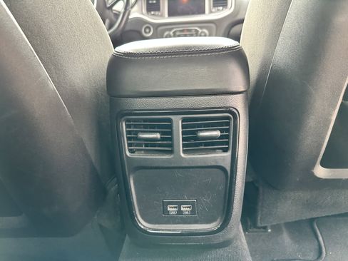 Used 2021 Dodge Charger GT w/ Performance Handling Group image 29