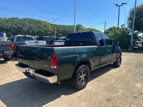 Used 2002 Ford F150 XLT RWD image 5