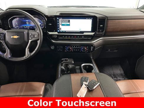 Used 2024 Chevrolet Silverado 1500 High Country w/ High Country Premium Package image 2
