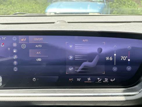 Used 2024 Buick Envision Preferred AWD/4WD image 14