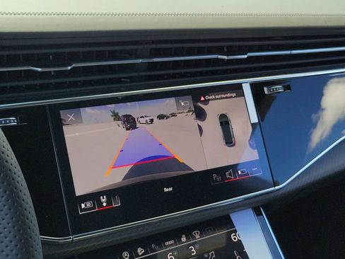 New 2026 Audi RS Q8 performance image 12