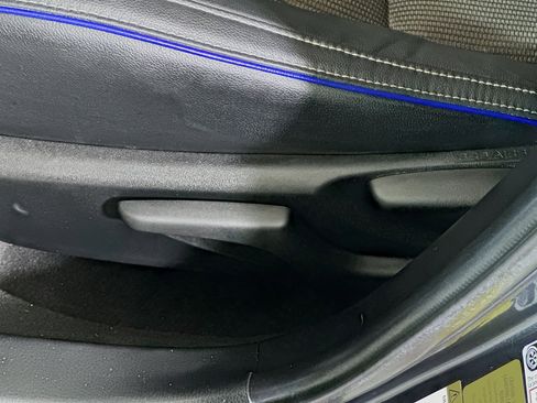 Used 2019 Toyota Corolla SE FWD image 13
