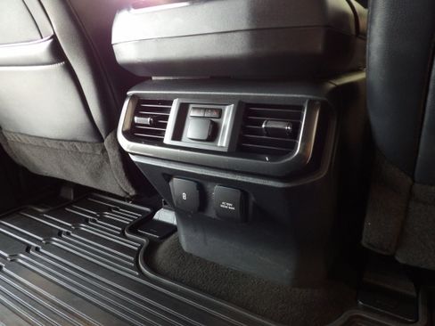 Used 2021 Ford F150 Lariat w/ Equipment Group 502A High AWD/4WD image 21
