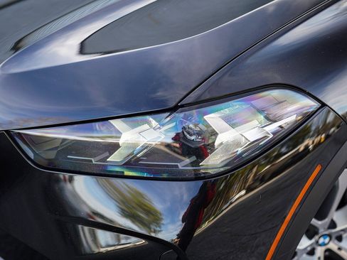 Used 2024 BMW X5 xDrive40i image 3