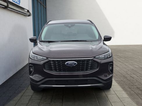Certified 2023 Ford Escape Platinum AWD/4WD image 6