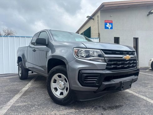 Used 2022 Chevrolet Colorado W/T w/ WT Convenience Package RWD image 11