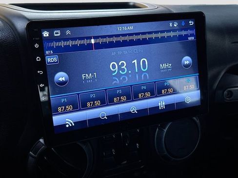 Used 2014 Jeep Wrangler Unlimited Sport w/ Quick Order Package 24S image 14