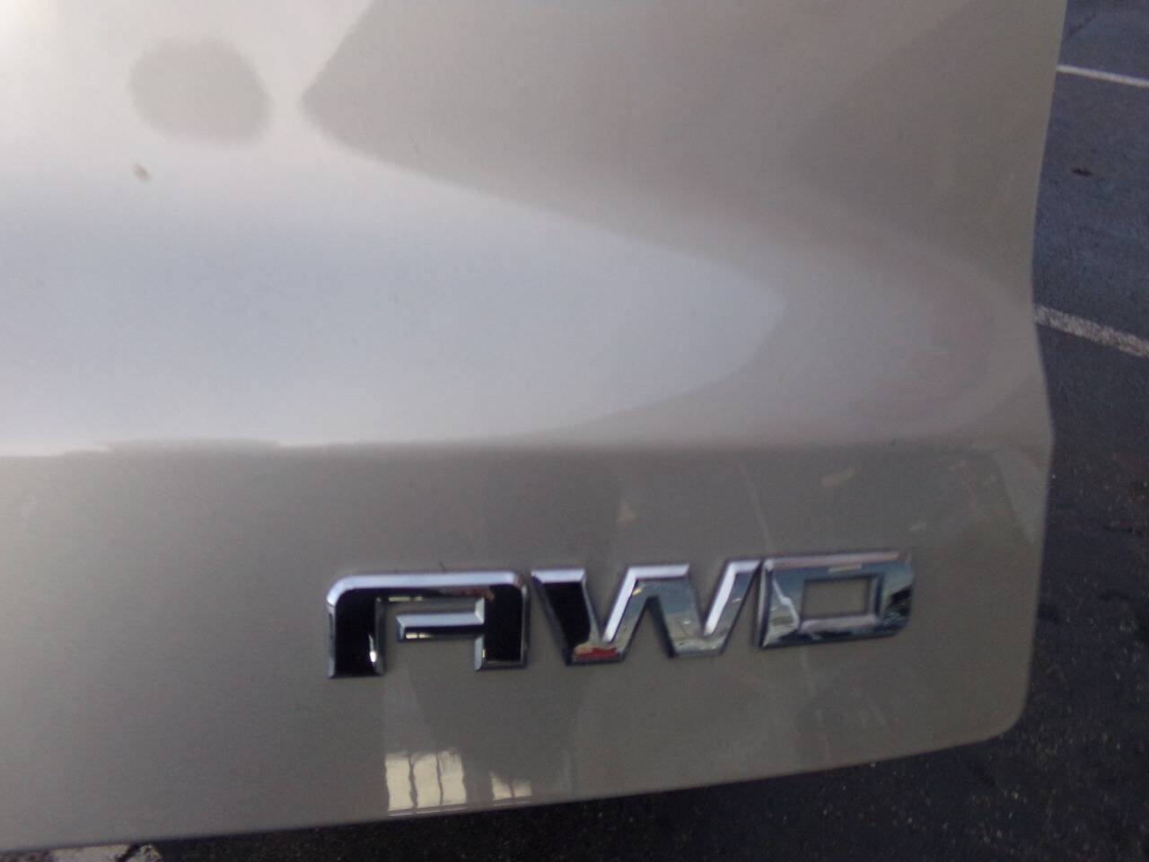 Used 2014 GMC Acadia SLT AWD/4WD image 17