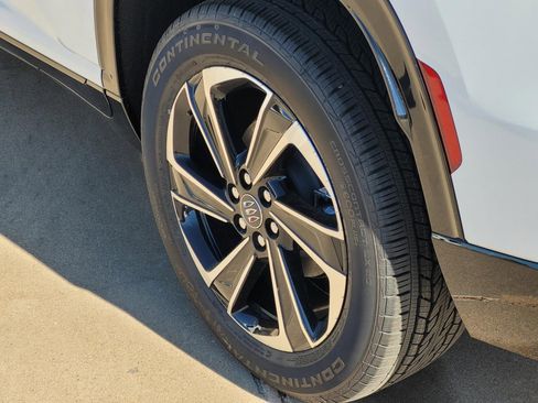 New 2026 Buick Enclave Sport Touring w/ Power Package image 5