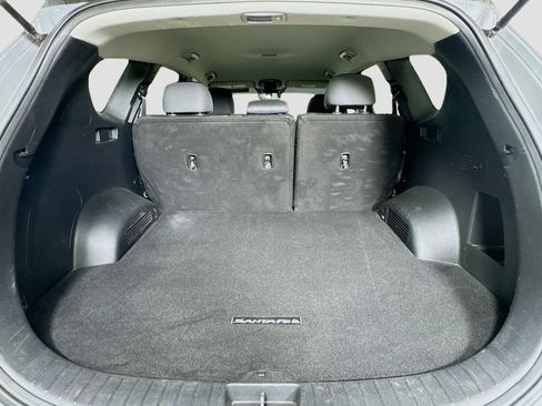 Used 2022 Hyundai Santa Fe SEL FWD image 27