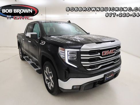 Used 2023 GMC Sierra 1500 SLT w/ SLT Premium Package image 1