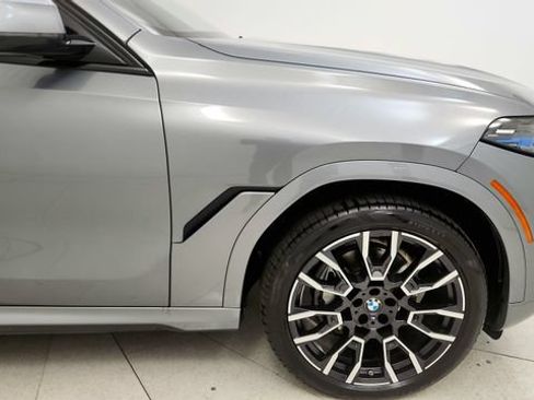 Used 2026 BMW X6 xDrive40i AWD/4WD image 21
