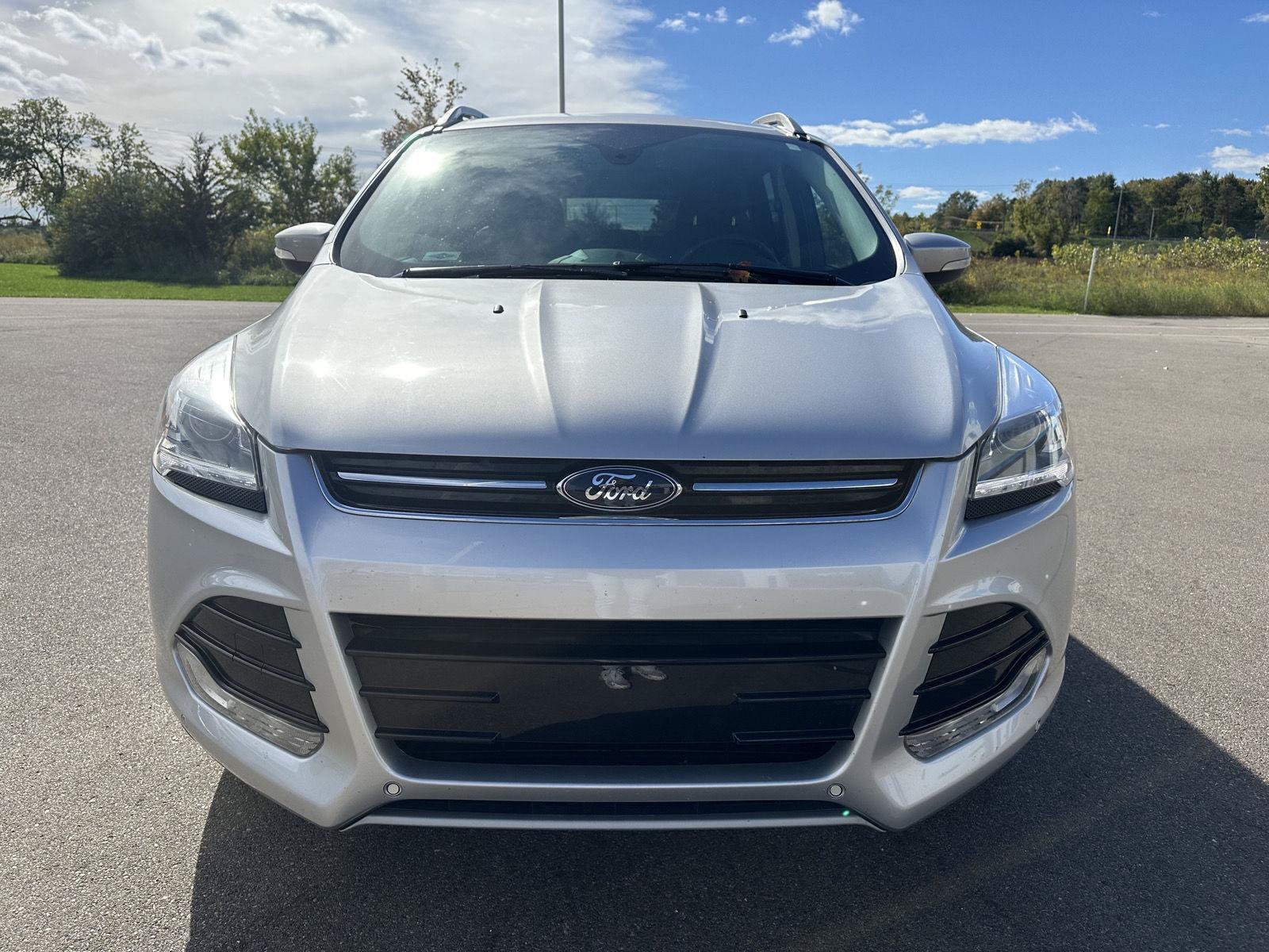Used 2016 Ford Escape Titanium w/ Equipment Group 301A AWD/4WD image 8