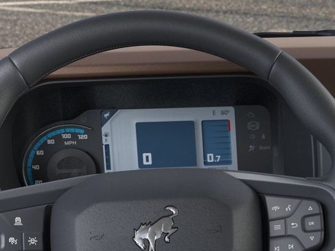 New 2024 Ford Bronco Outer Banks AWD/4WD image 14