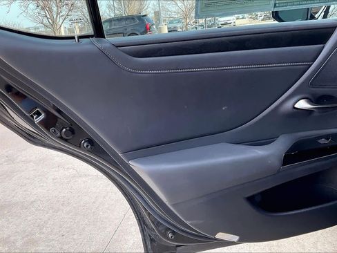 Used 2023 Lexus ES 350 w/ Premium Package image 19