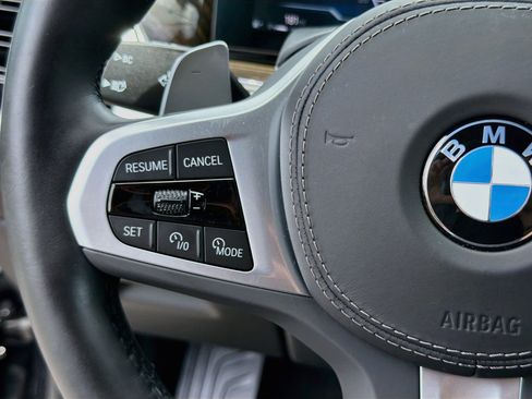 Used 2025 BMW X6 xDrive40i w/ Climate Comfort Package AWD/4WD image 38