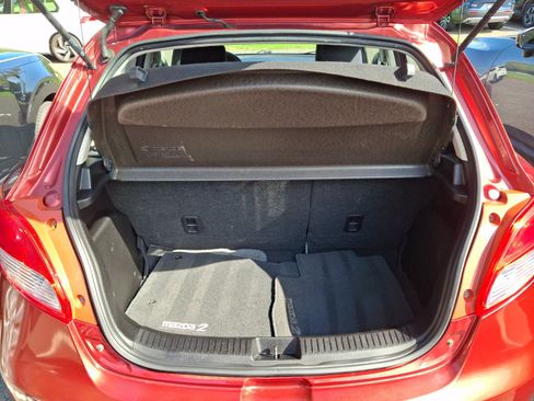 Used 2014 MAZDA MAZDA2 Sport FWD image 29