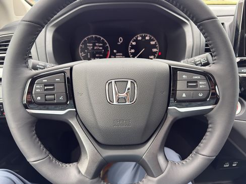 New 2026 Honda Odyssey EX-L image 24