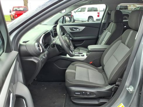Used 2025 Chevrolet Blazer LT AWD/4WD image 25