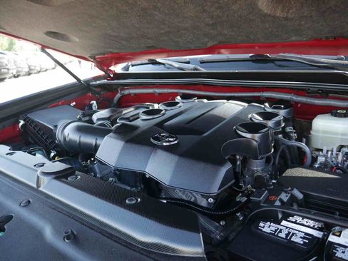 Used 2022 Toyota 4Runner SR5 Premium image 11