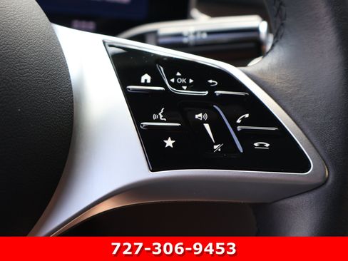 Used 2025 Mercedes-Benz GLC 300 image 26