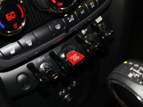 Used 2018 MINI Cooper Countryman ALL4 AWD/4WD image 30