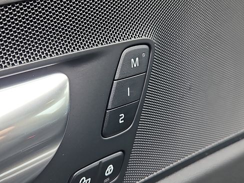 New 2026 Volvo XC60 B5 Plus w/ Protection Package Premier image 10