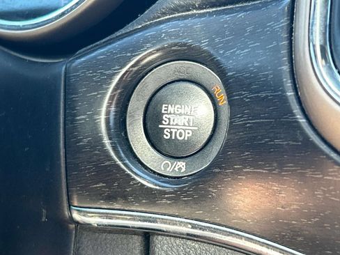 Used 2017 Jeep Grand Cherokee Limited AWD/4WD image 35