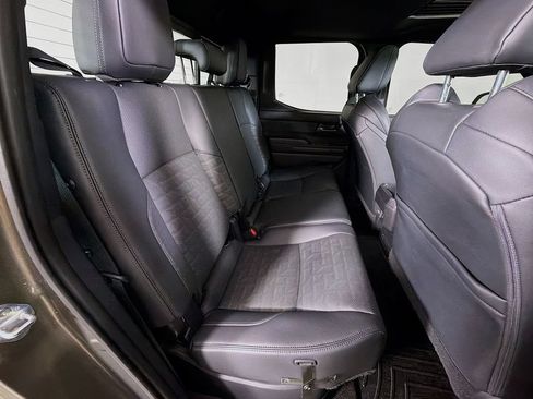 Certified 2025 Toyota Tacoma TRD Off-Road w/ TRD Off Road Premium Package AWD/4WD image 23