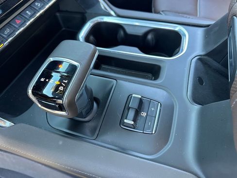 Used 2024 GMC Sierra 1500 Denali image 18