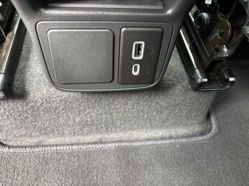 Used 2024 Buick Encore GX Sport Touring FWD image 29