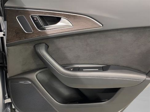 Used 2018 Audi S6 Premium Plus w/ Driver Assistance Package image 32