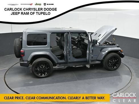 Used 2025 Jeep Wrangler Unlimited Sahara AWD/4WD image 46