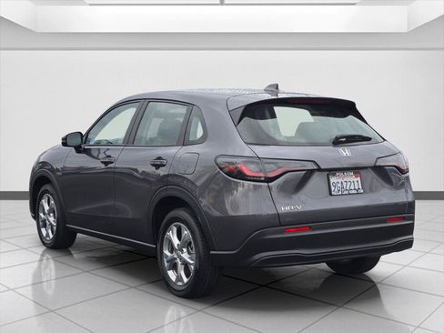 Certified 2023 Honda HR-V LX image 9