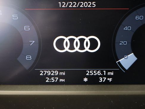 Used 2023 Audi Q3 2.0T Premium w/ Convenience Package image 38