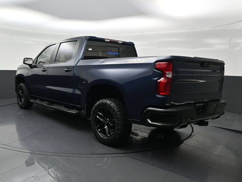 Used 2021 Chevrolet Silverado 1500 LT Trail Boss w/ Convenience Package II AWD/4WD image 3