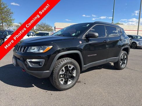 Used 2017 Jeep Compass Trailhawk w/ Leather Interior Group image 2