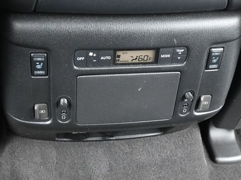 Used 2018 INFINITI QX80 4WD w/ Deluxe Technology Package image 16