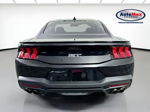 Used 2024 Ford Mustang GT Premium image 7