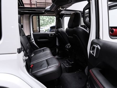 Used 2023 Jeep Wrangler Unlimited Rubicon AWD/4WD image 74