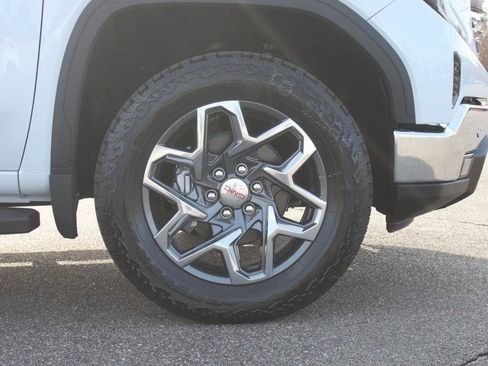 New 2026 GMC Sierra 1500 SLT w/ SLT Premium Plus Package image 4