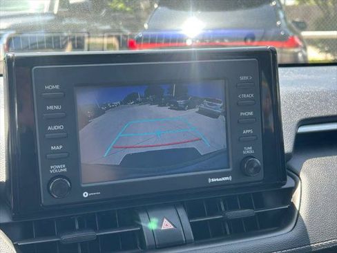 Certified 2022 Toyota RAV4 XLE w/ Convenience Package AWD/4WD image 32