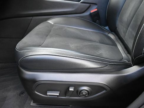 Used 2024 Jeep Grand Cherokee Altitude image 14