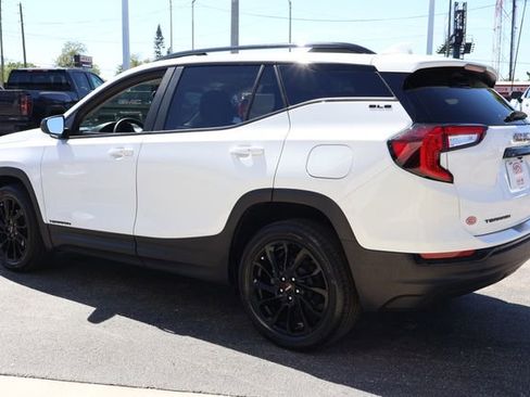 Certified 2024 GMC Terrain SLE w/ Elevation Edition image 6