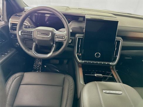 New 2026 GMC Yukon Denali w/ Sun & Power Step Package image 2