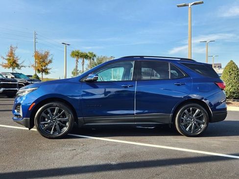 Used 2023 Chevrolet Equinox RS image 3