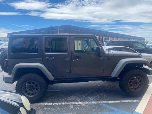 Used 2016 Jeep Wrangler Unlimited Sport w/ Quick Order Package 24S AWD/4WD image 6