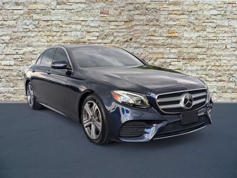 Used 2020 Mercedes-Benz E 350 4MATIC Sedan image 1