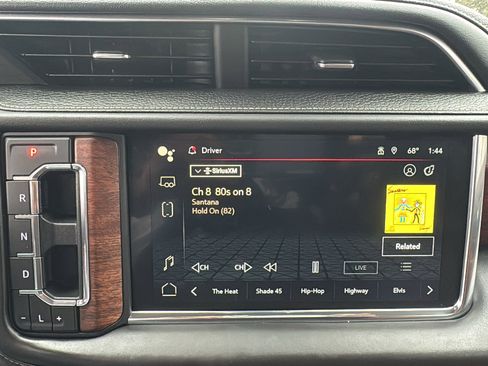 Used 2024 GMC Yukon Denali Ultimate image 18